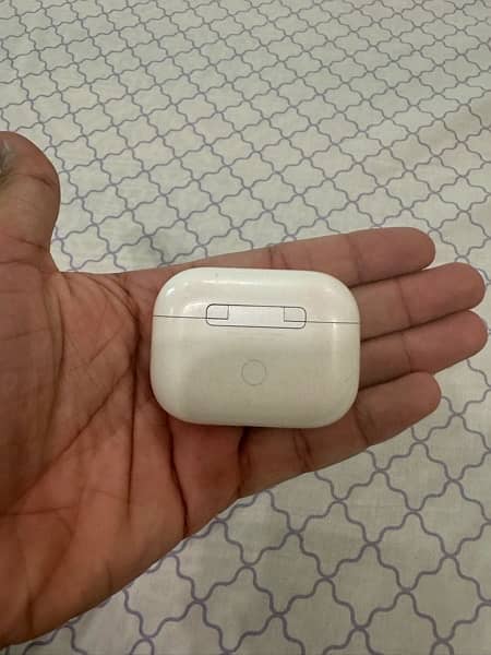 apple airpods pro 2 wireless charging 2