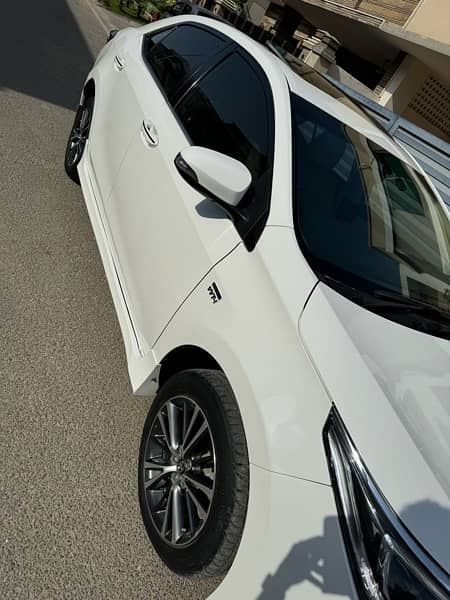 Toyota Altis Grande 2019 6