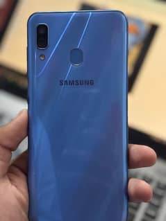 Samsung A30