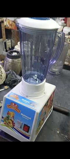 commercial juicer machine 0