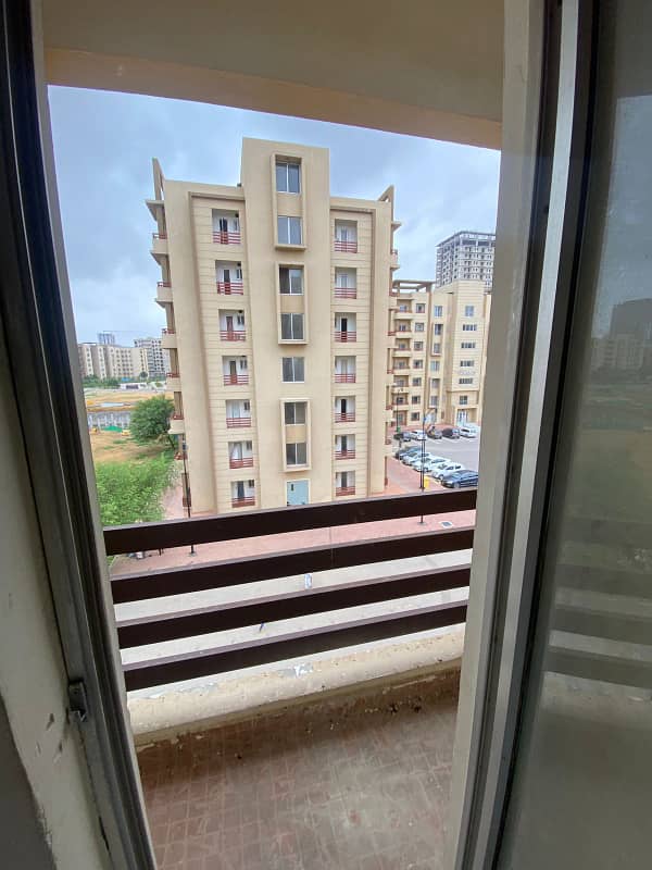 950 square ft 2 bedroom apartment Available for Rent 9