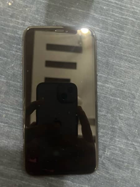 I phone 11 is for urgent sale 9