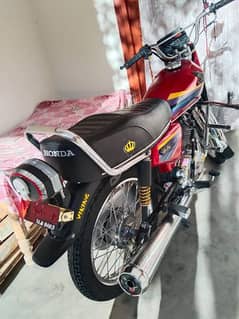 Honda CG 125 2011 model sialkot registration