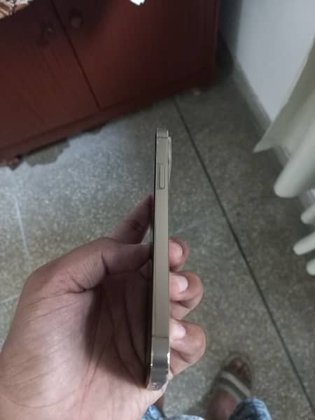 Iphone 12 Pro 128gb PTA Approved 4