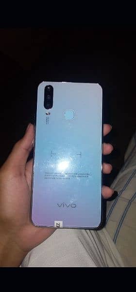 Vivo y17 1