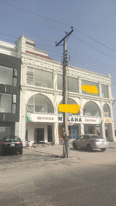 commercial plaza 1 kanal 1st floor for rent p1 market Valencia town 0