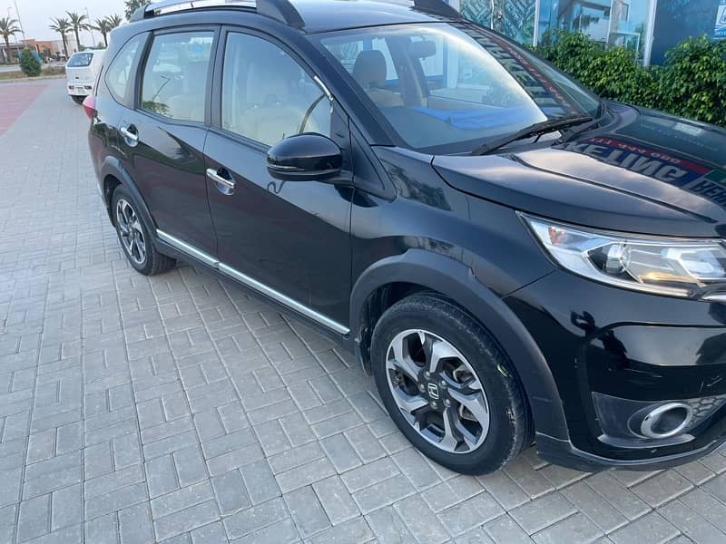 Honda BR-V 2019 full option 2