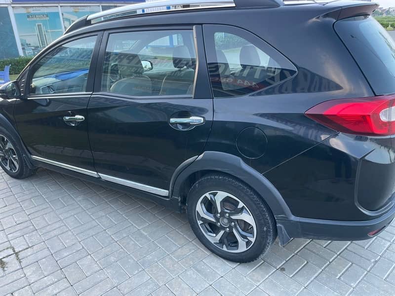 Honda BR-V 2019 full option 15