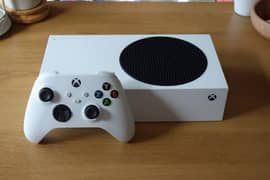 Xbox series s 500 gb with box and controller