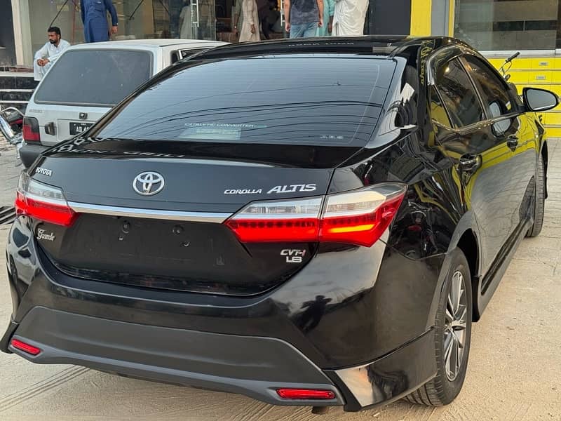 Toyota Altis Grande 2019 8