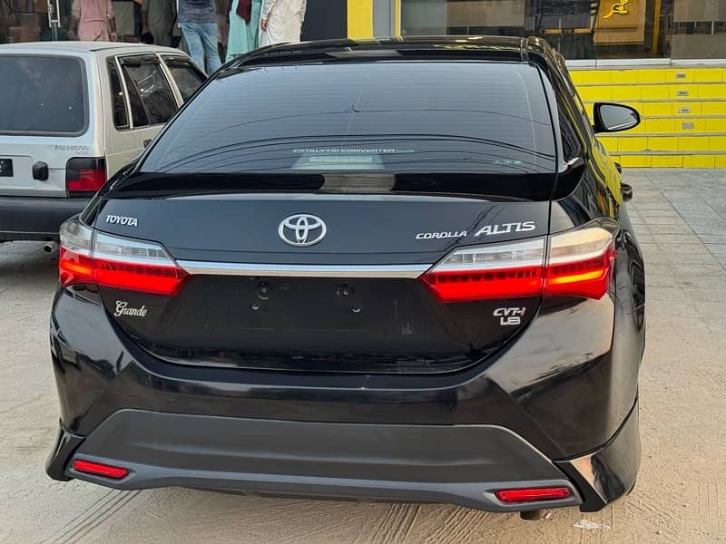 Toyota Altis Grande 2019 9