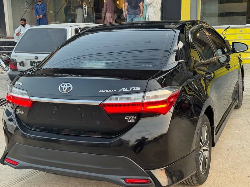 Toyota Altis Grande 2019 10