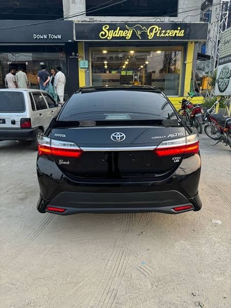 Toyota Altis Grande 2019 13