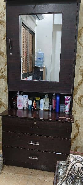 dressing table 1