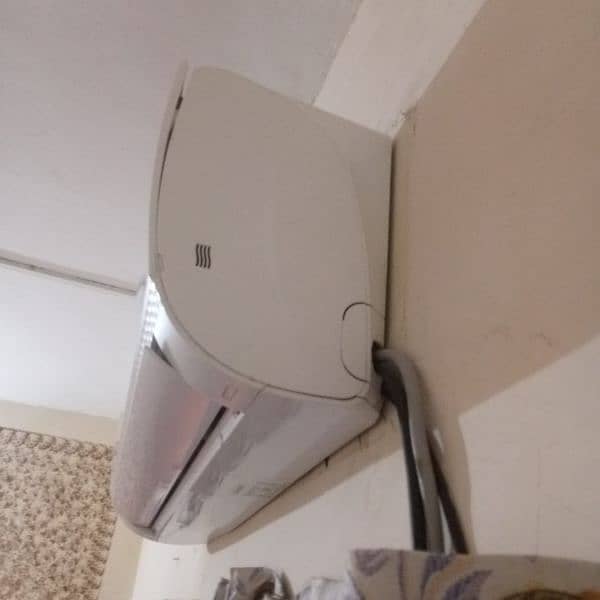 haier AC DC  1.5 new condition urjnt sale 3