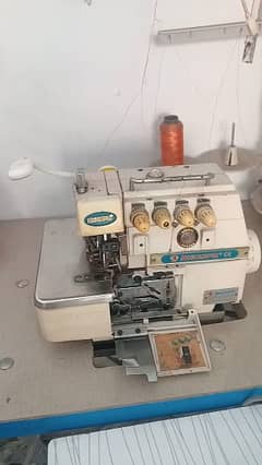 Overlock sewing machine