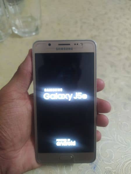 Samsung J5 Mobile phone for sale Excellent condition Pta approved 7