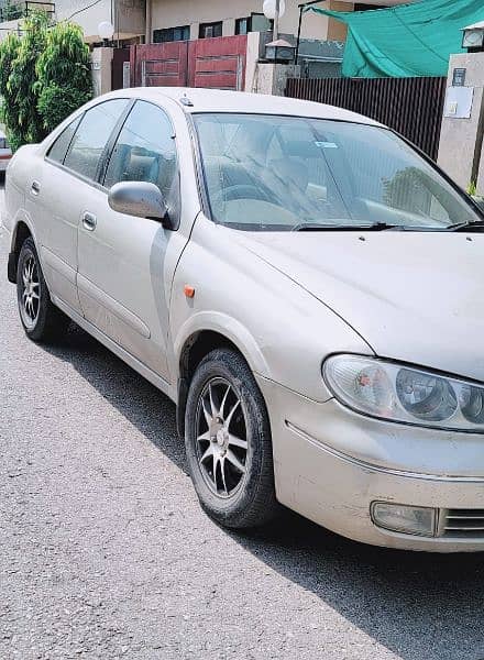 Nissan Sunny 2005 1