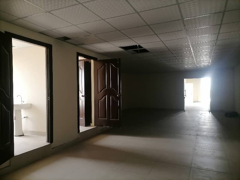 Prime Location Office For rent In Kalma Chowk 4