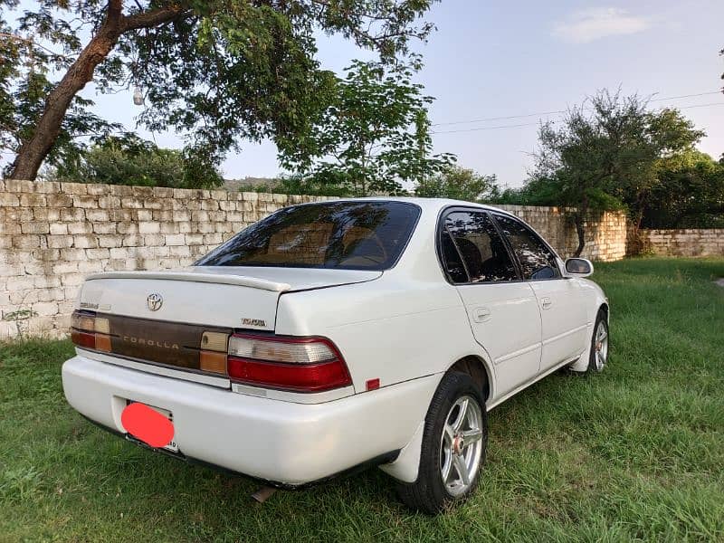 Toyota Corolla Indus SE limited Japanese Automatic 3