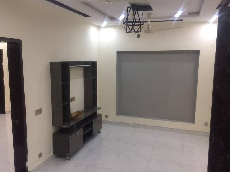 Lower Portion Of 5 Marla Available For Rent In Jinnah Block Bahria Town Lahore 1