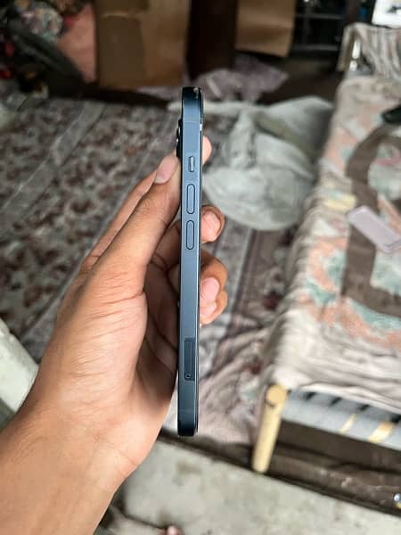 Iphone 13jv 128Gb / Alexa Device 3