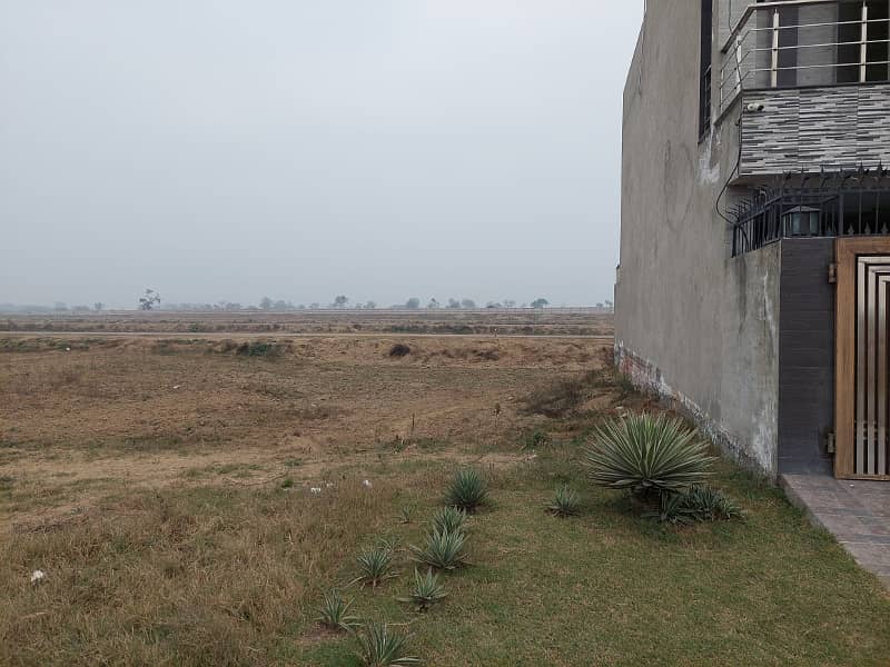 10 Marla Plot For Sale Near Park In Orchards Block In Paragon City Lahore 5