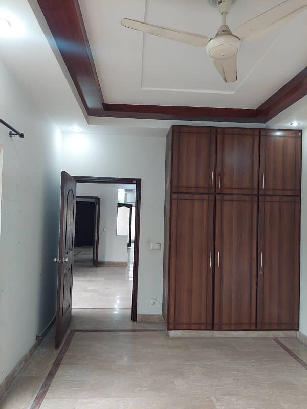 10 Marla Well Maintained House For Sale In Imperial Homes S Block 8