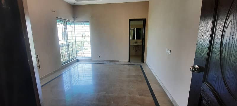 10 Marla Well Maintained House For Sale In Imperial Homes S Block 44