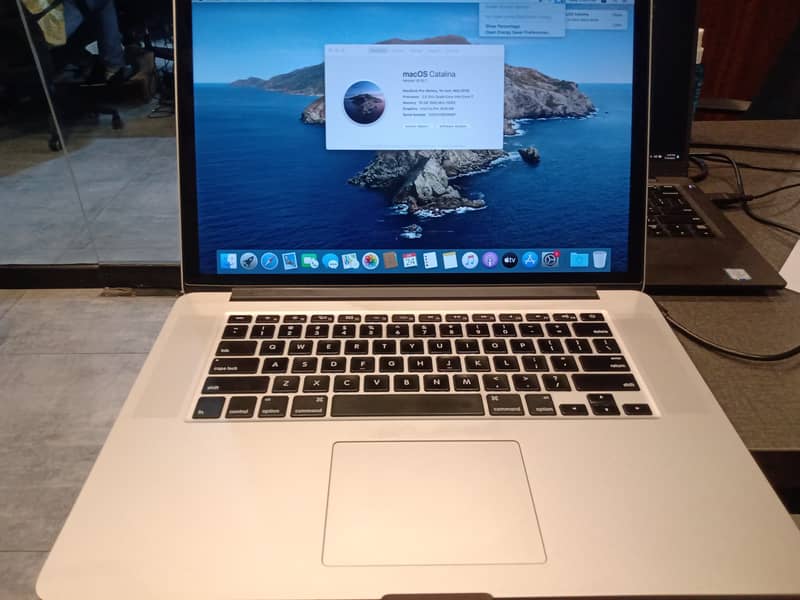 MacBook Pro Core i7,16-500GB Memory 15" Display 10 Qty available 4