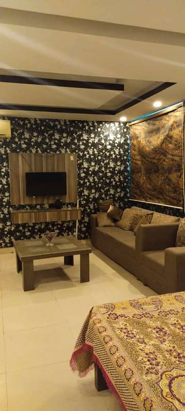 1 BED STUDIO FURNISHED APARTMENT IS AVAILABLE FOR RENT IN SECTOR B BAHRIA TOWN LAHORE 6