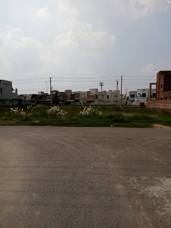 6 Marla Commercial Plot For Sale In Orchard 1 Block Paragon City Lahore 1