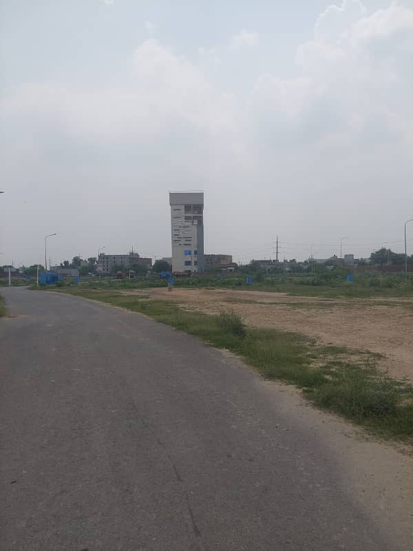 8 Marla Residential Plot Near Sports Complex For Sale With Meeting 17