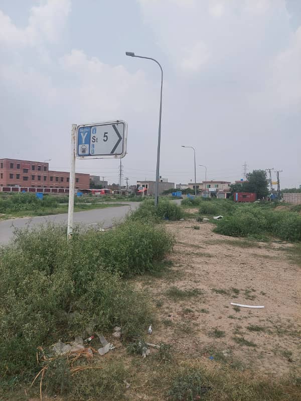 8 Marla Residential Plot Near Sports Complex For Sale With Meeting 20