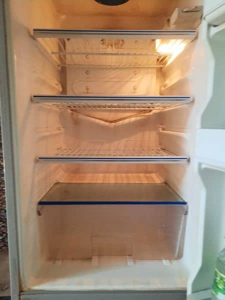 Dawlance  Fridge For Sale 5