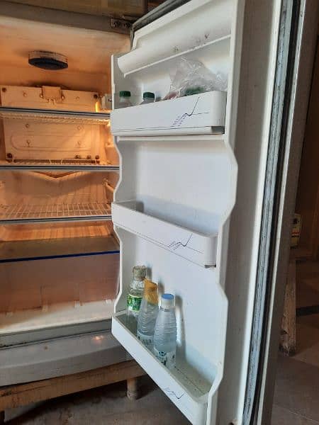 Dawlance  Fridge For Sale 6