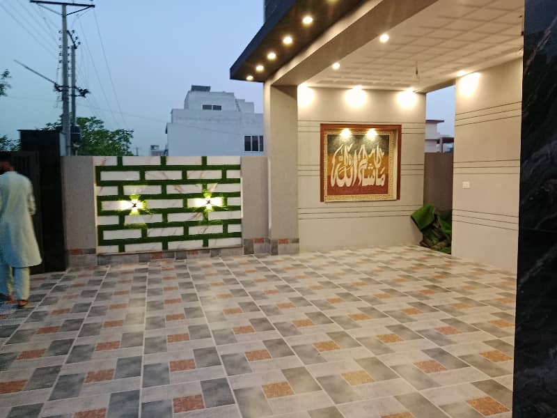 1 Kanal B/N Dubble Storey House For Sale In IEP Town Defence Road Lahore 2