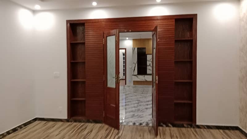 1 Kanal B/N Dubble Storey House For Sale In IEP Town Defence Road Lahore 9