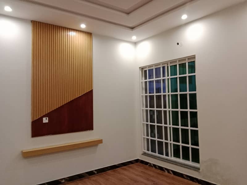 1 Kanal B/N Dubble Storey House For Sale In IEP Town Defence Road Lahore 13