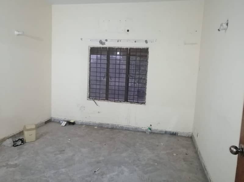 4 Marla 1st Floor Office For Rent In DHA Phase 2,Block Q, Reasonable Price And Suitable Location for Marketing Work Pakistan Punjab Lahore. 5