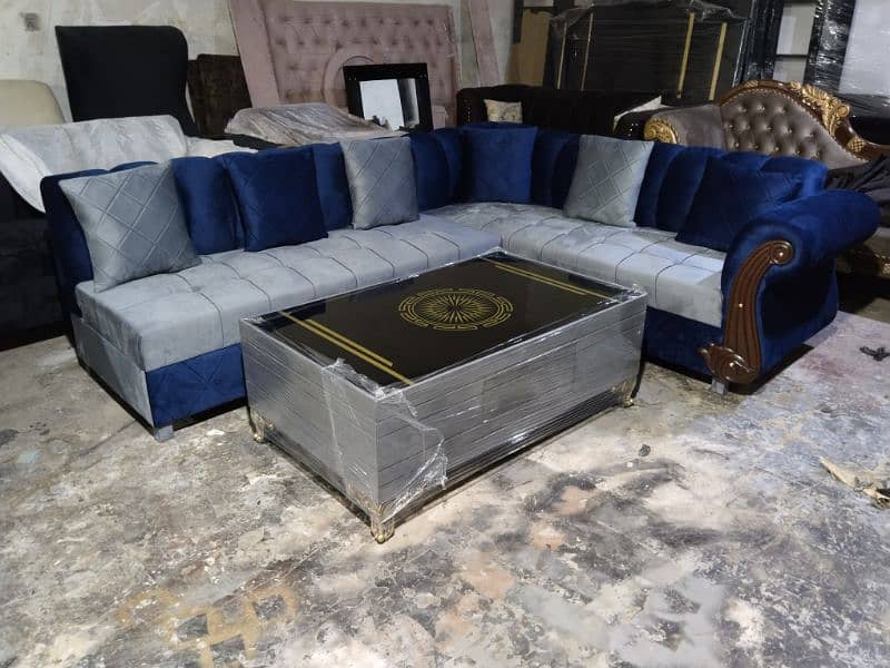 Brand New L shape corner sofa six seater 18