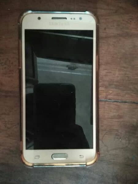 Sumsung galaxy j5 for sale 0