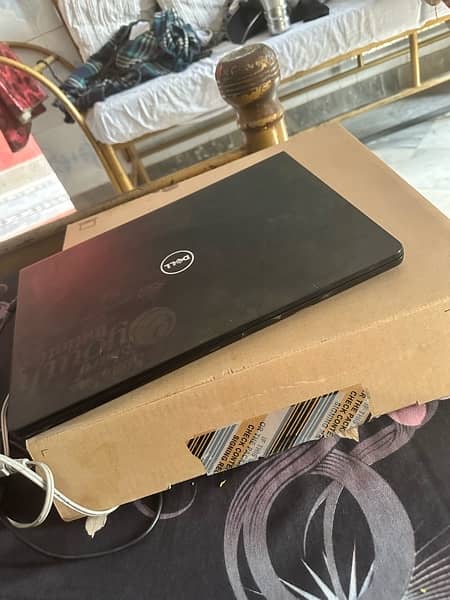 Dell Vostro 14-3468 i7 7th gen 2