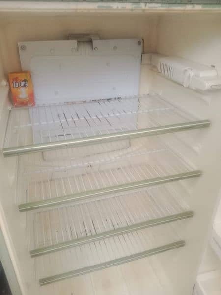 fridge for sale. 4