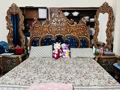 King size bed set