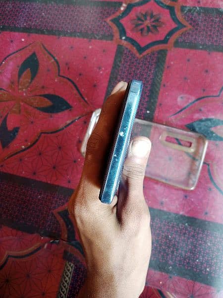 Tecno spark. 10c 3