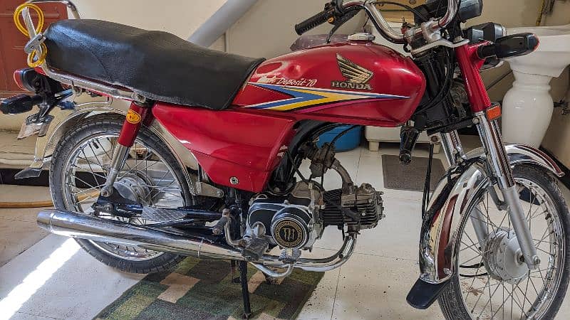 Honda CD70 10/10 Rs82000 0