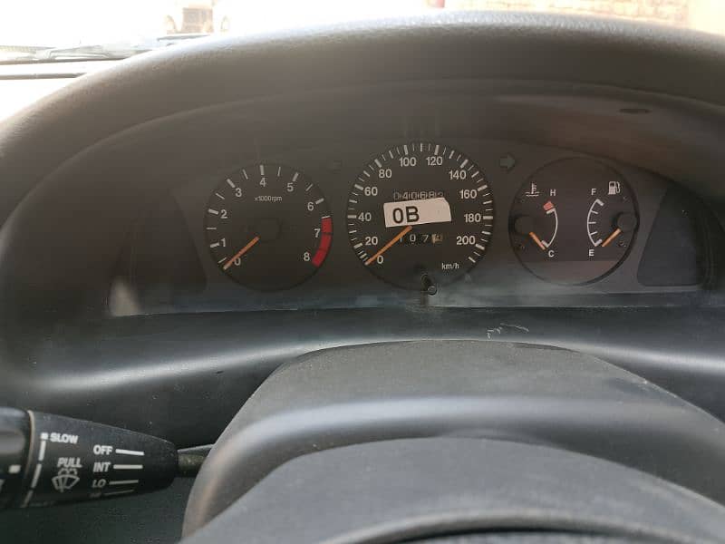 Suzuki Baleno 2002 8