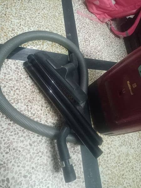 vacuum cleaner for sale (1100W) 4