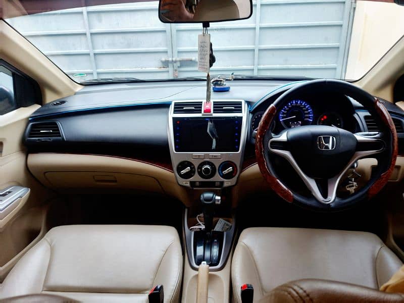 Honda City Aspire (2018 Special Edition) in Lush Genuine Condition. 13